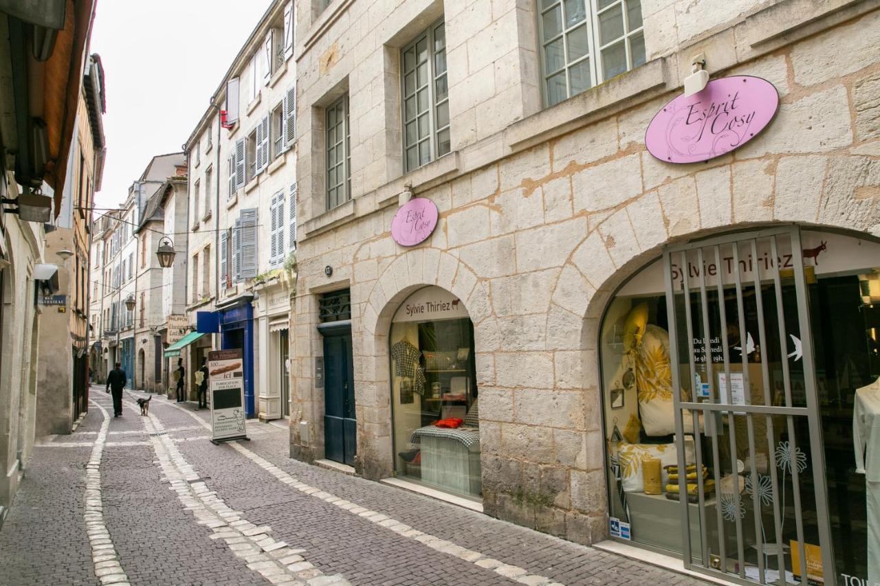 Corps Et Graphi Apartment Perigueux Ngoại thất bức ảnh